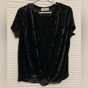 Black velvet top (Medium)